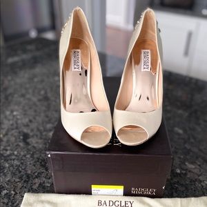 BADGLEY MISCHKA Nilla Peep-Toe Evening Pumps 8.5